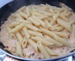 Penne cu ton,porumb ,piper rosu si vodca-3