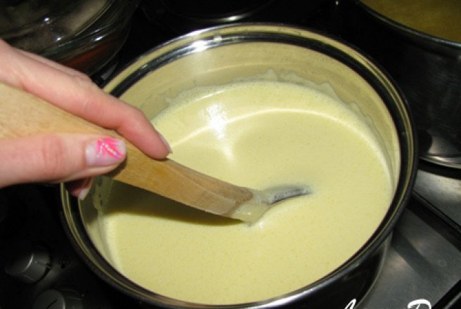 Crema CUSTARD (Crema de vanilie)