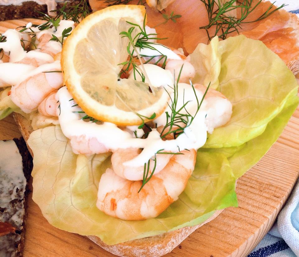 Smørrebrød cu creveti