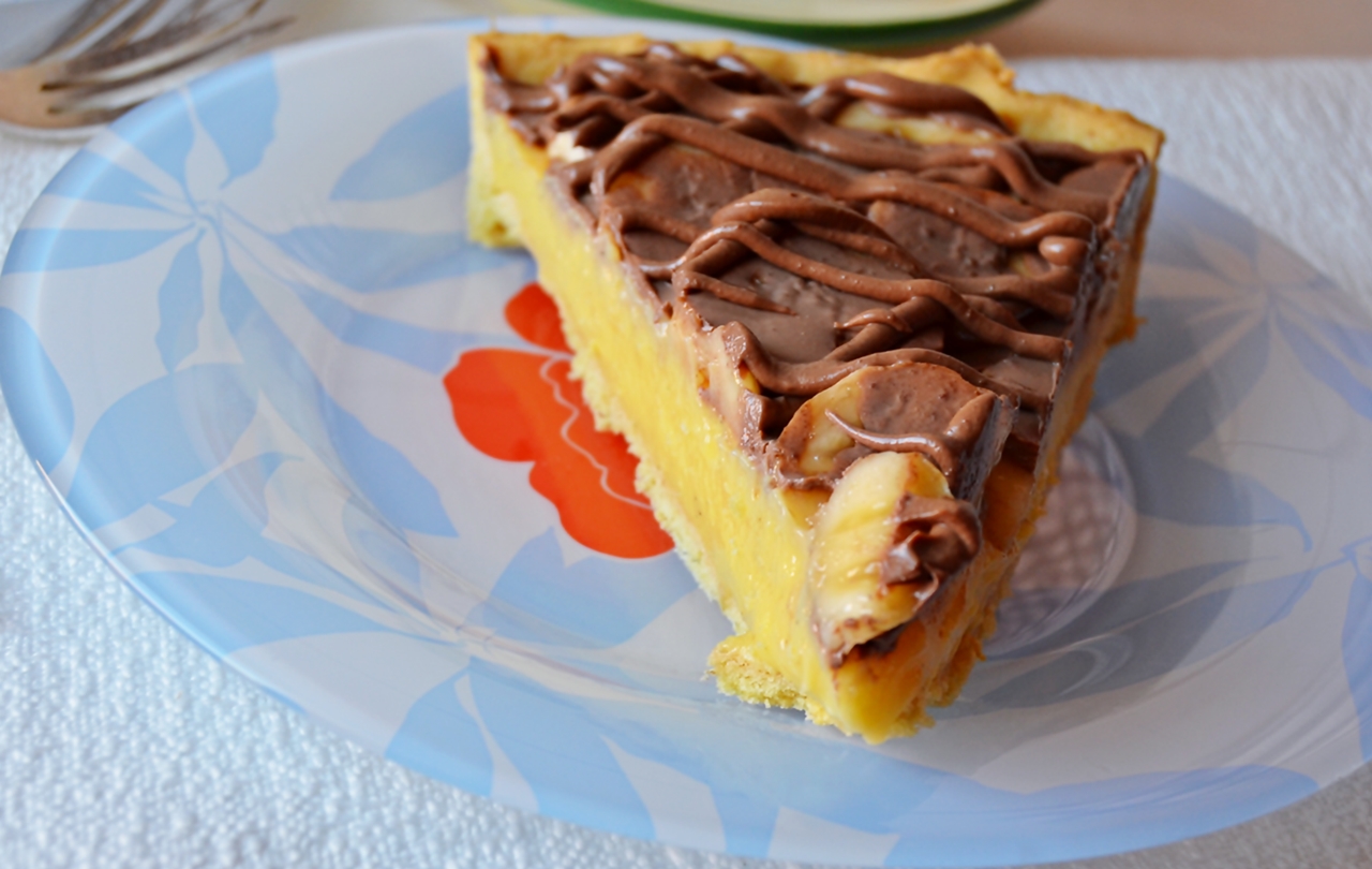 Tarta cu crema de vanilie si banane