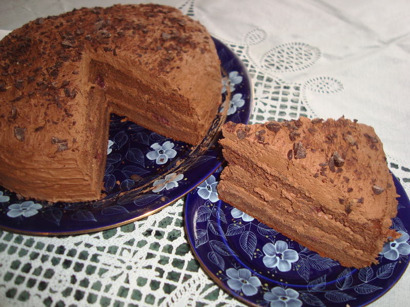 Tort cu mousse de ciocolata