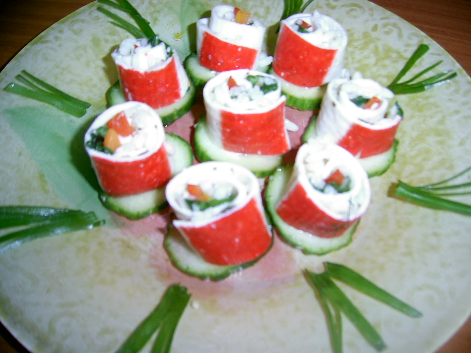 Rulouri cu surimi