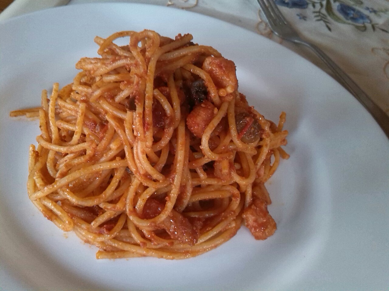 Spaghetti mit Tomatensauce