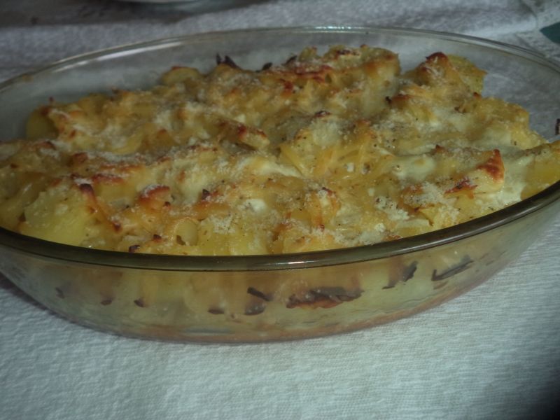 Cartofi gratinati