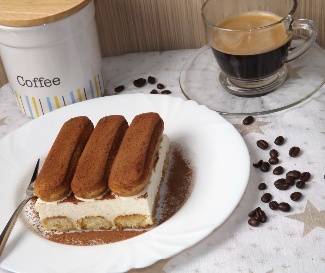 Tiramisu cu frisca, un deliciu aromat si gustos