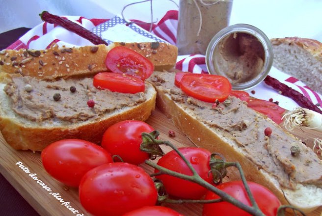 Pate de casă,din ficat de pui