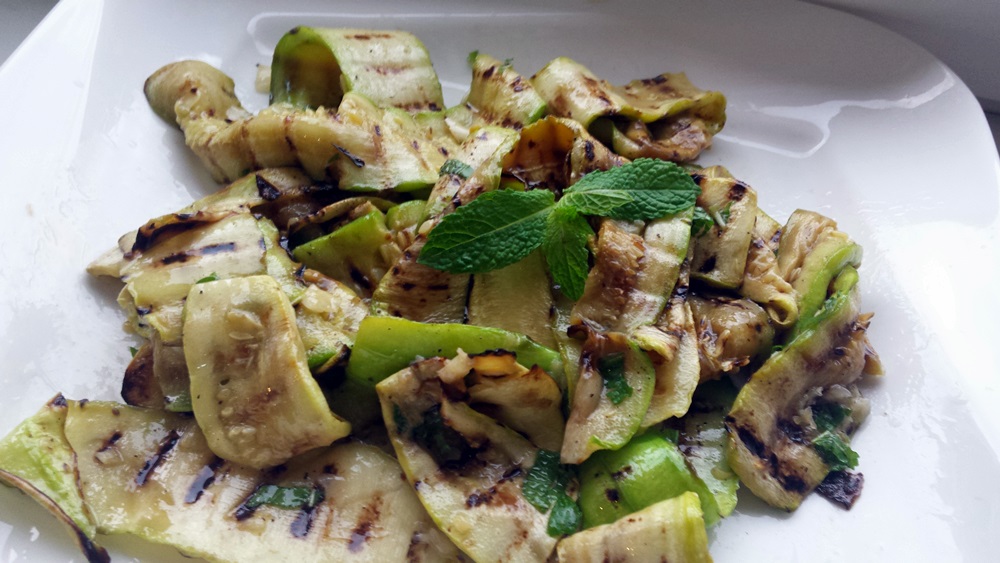 Insalata di zucchine alla menta