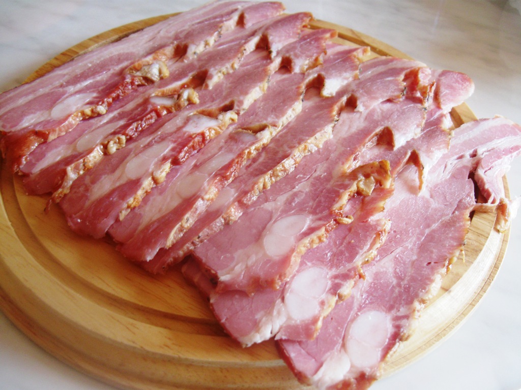 Piept de pui imbracat in bacon