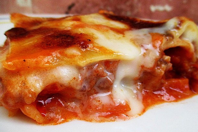 Lasagna cu carne si mozzarella