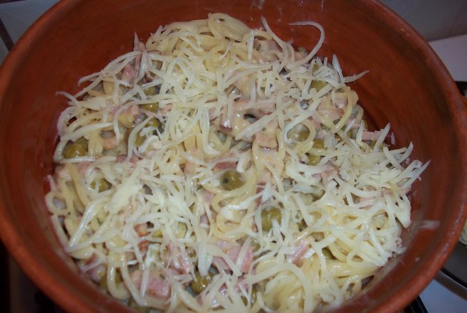 Paste carbonara cu mazare si bacon