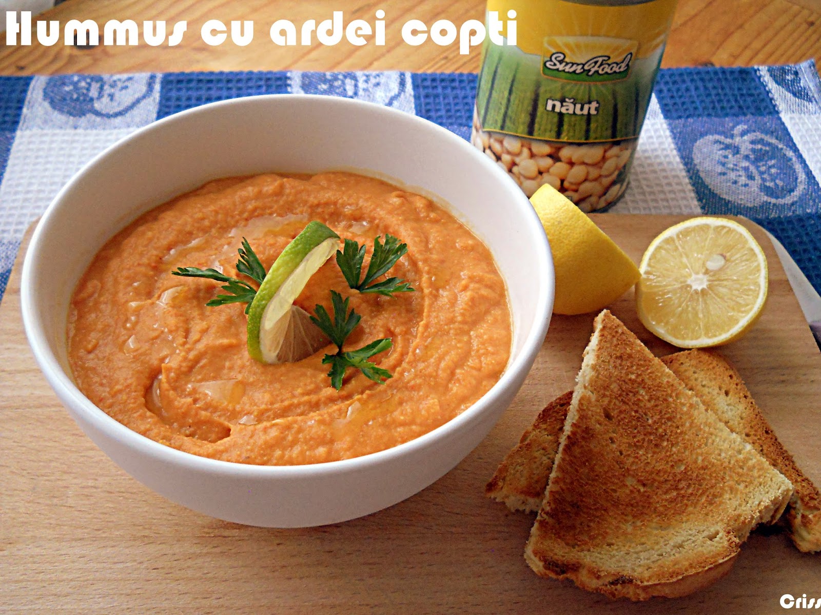 Hummus cu ardei copti