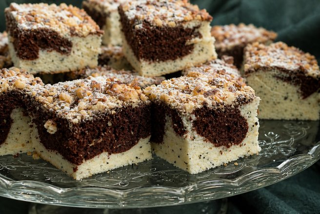 Prajitura din albusuri,  mac, cacao si nuca