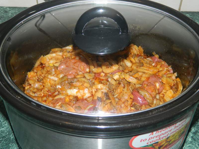 Ficatei de pui cu ciuperci la slow cooker Crock-Pot 3.5 L