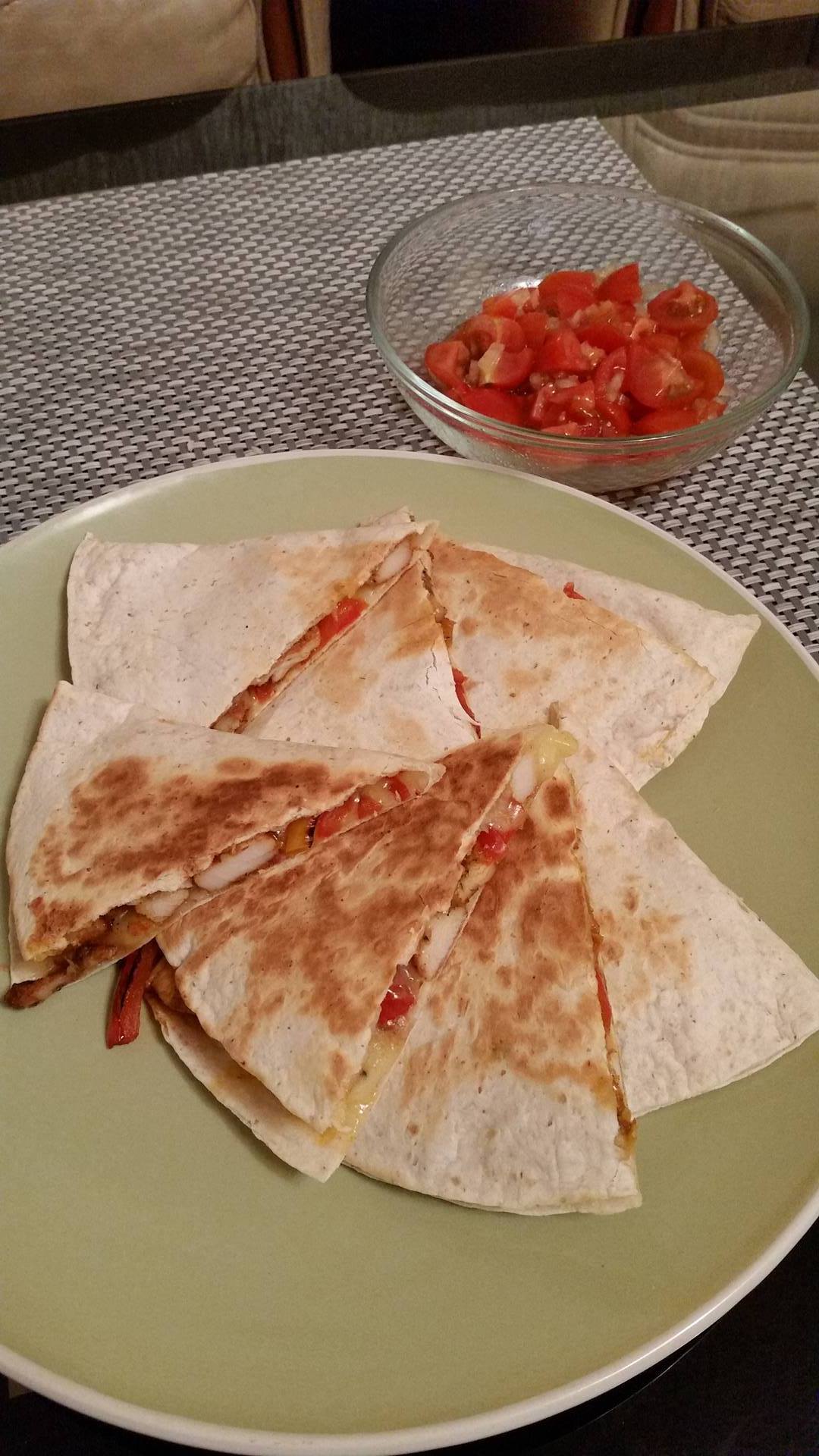 Quesadilla cu pui