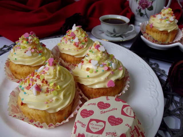 Cupcakes cu crema de vanilie