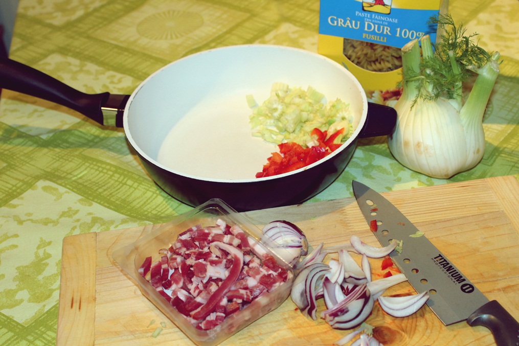 Spirale cu bacon si legume – one pot pasta