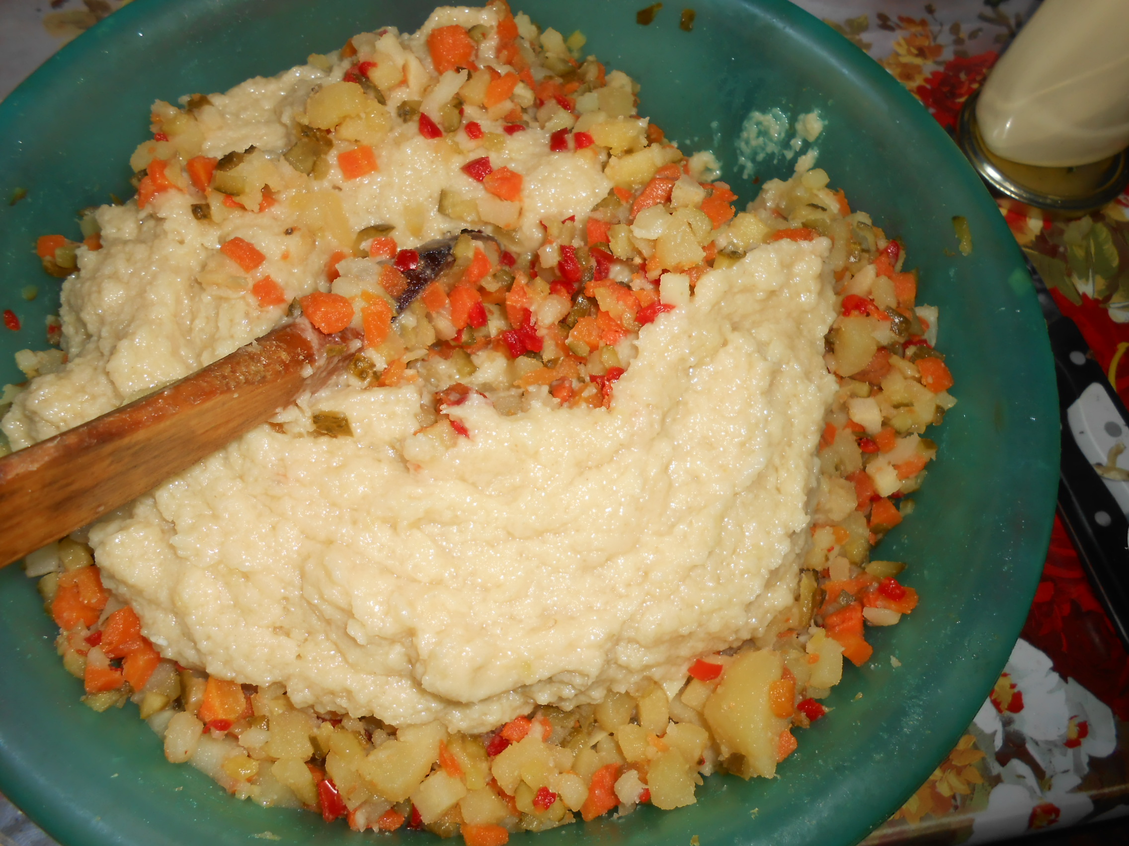 Salata de legume cu maioneza de post