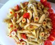 Salata de penne cu sos pesto-2