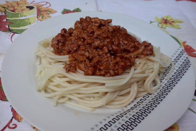 Spaghete bolognese