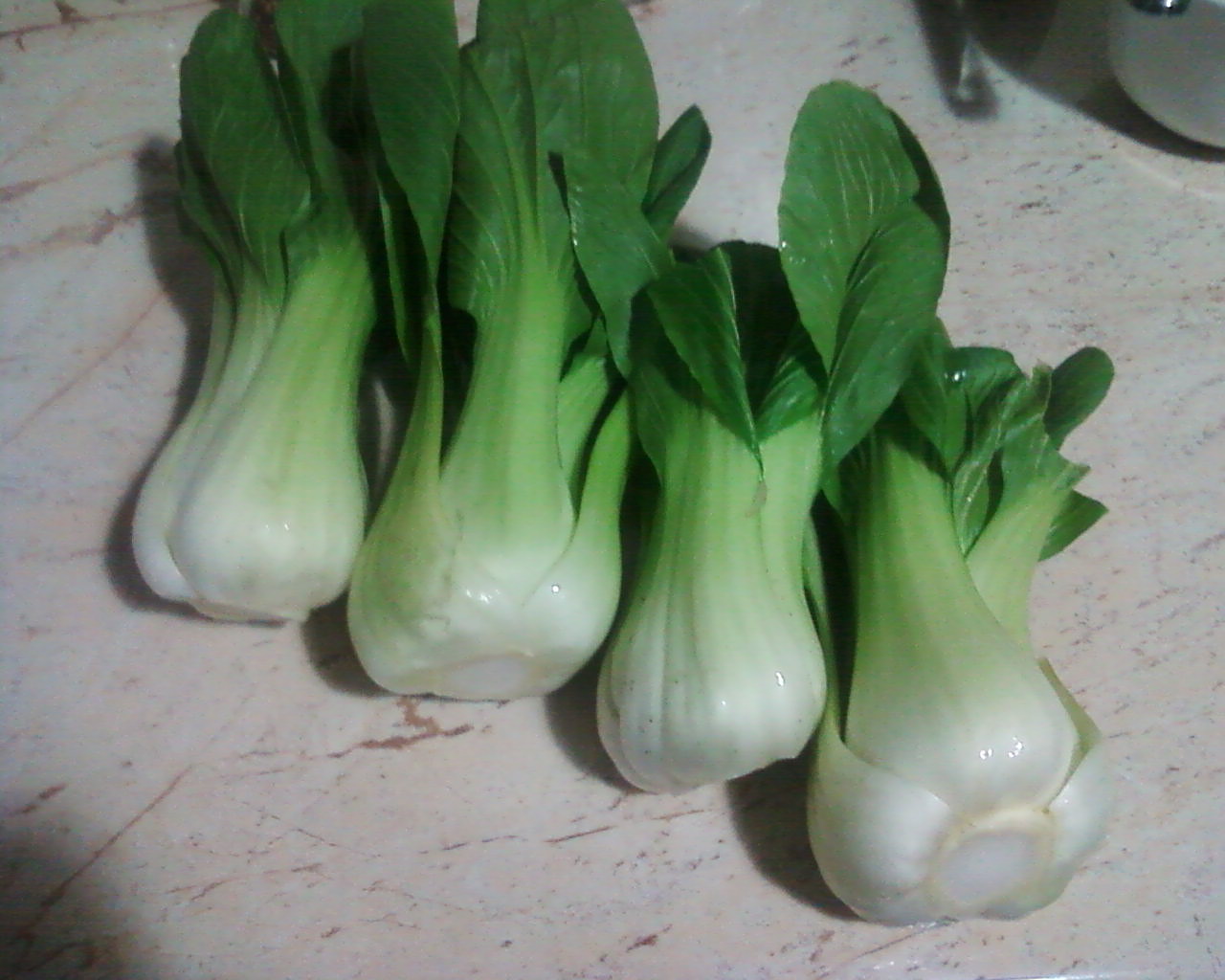 Pak choi cu pui