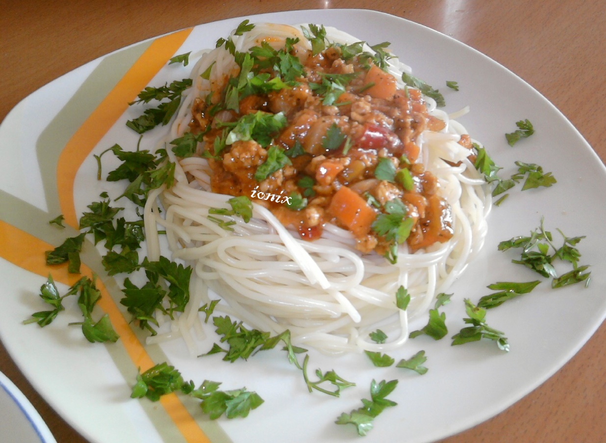 Spaghetti Ionixese con pollo