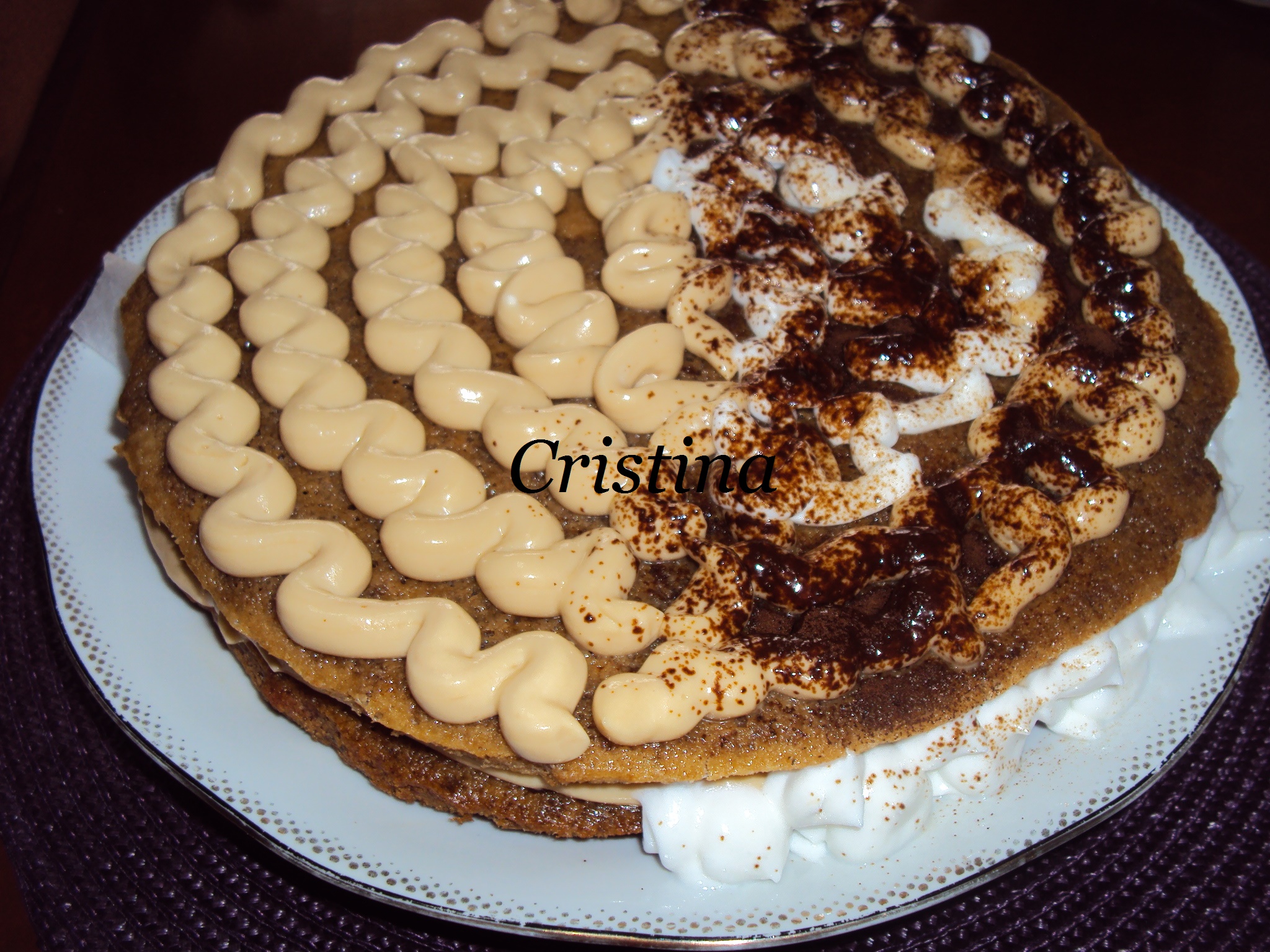 Tort Tiramisu reteta cu crema