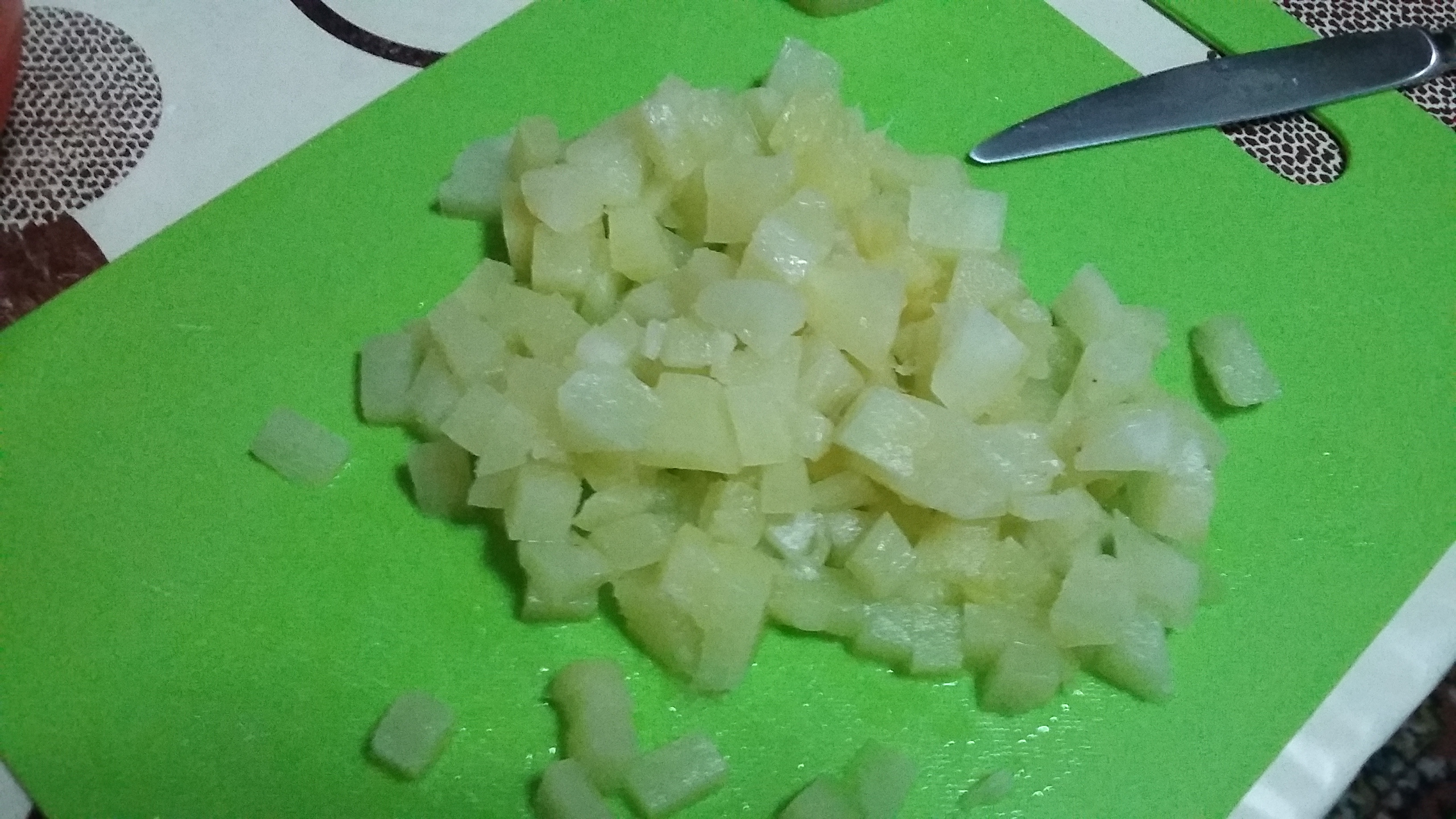 Desert tort la rece cu crema de iaurt si ananas