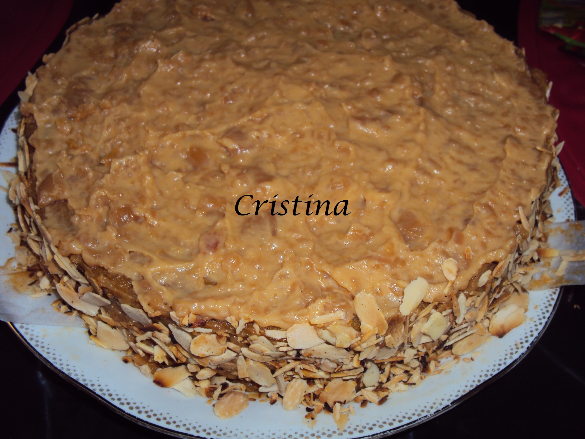 Desert tort cu crema de caramel