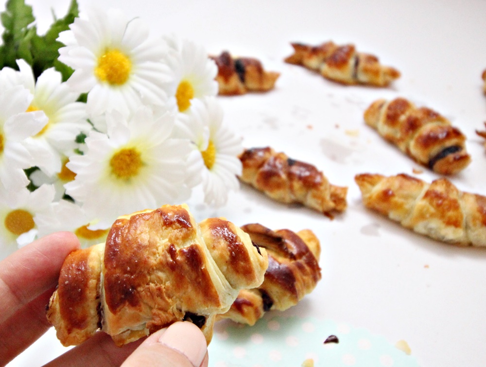 Desert mini croissante cu ciocolata