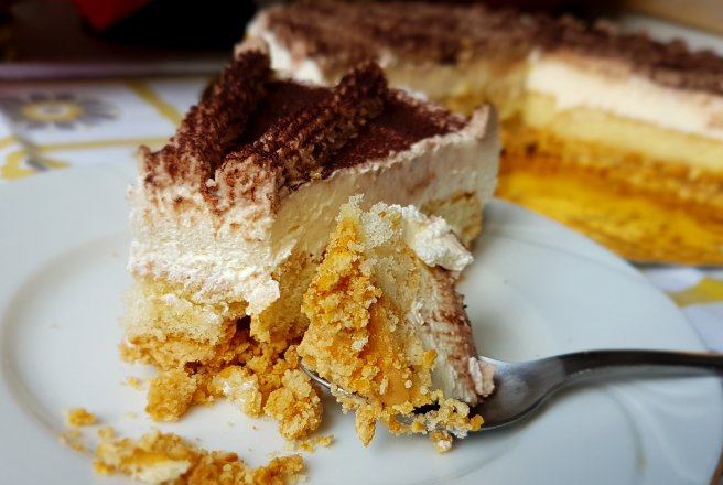 Desert cheesecake Tiramisu reteta