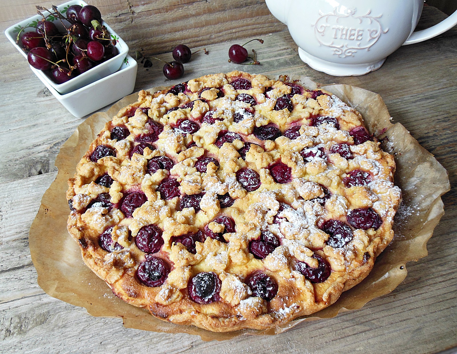 Desert tarta cu branza dulce si visine