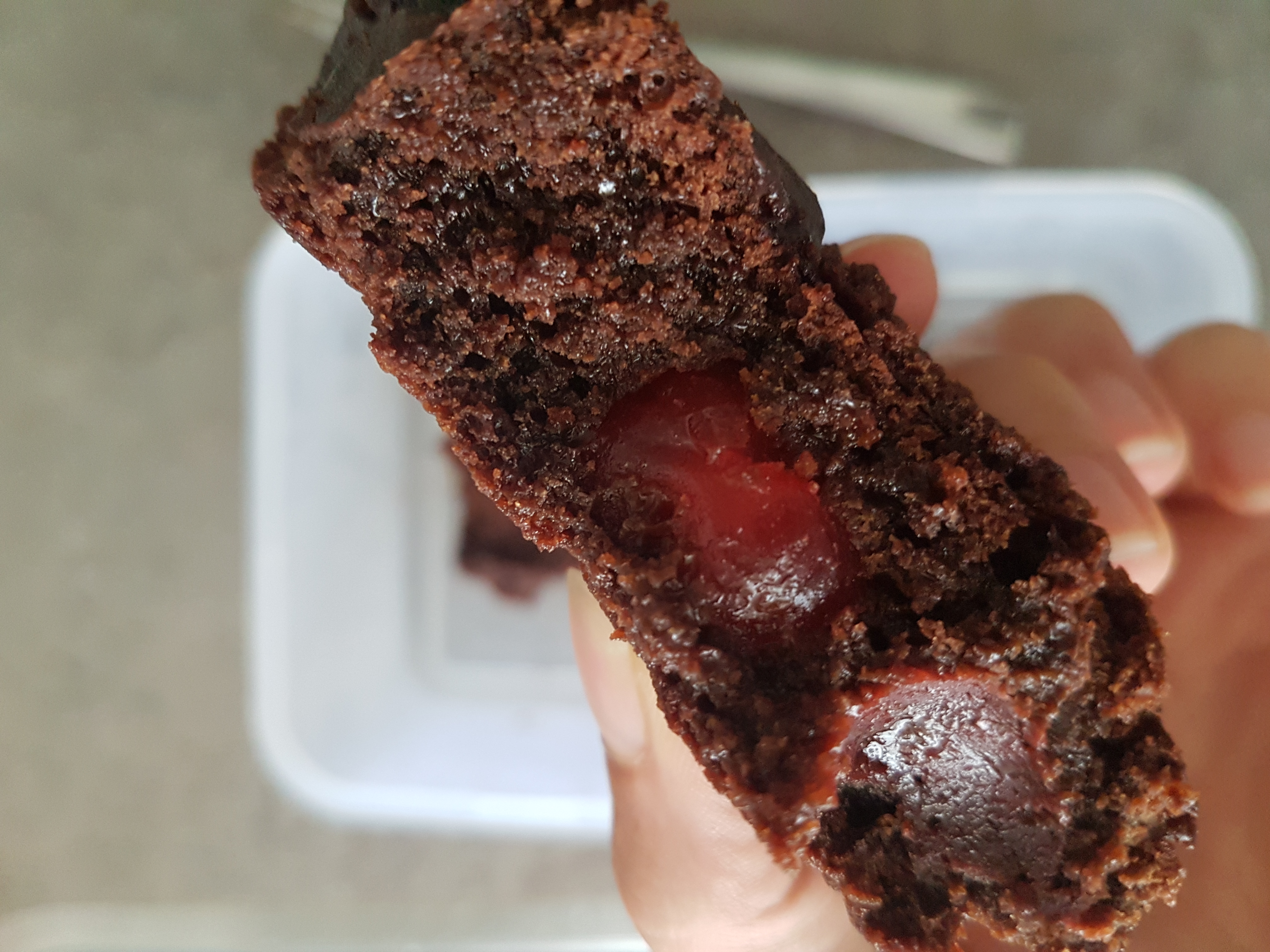 Desert brownies cu cirese Maraschino