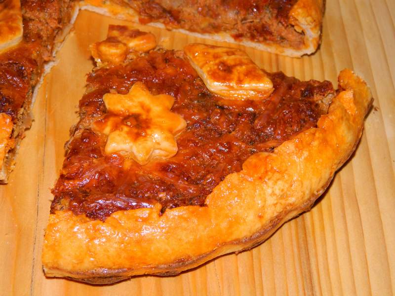 Tarta cu carne tocata