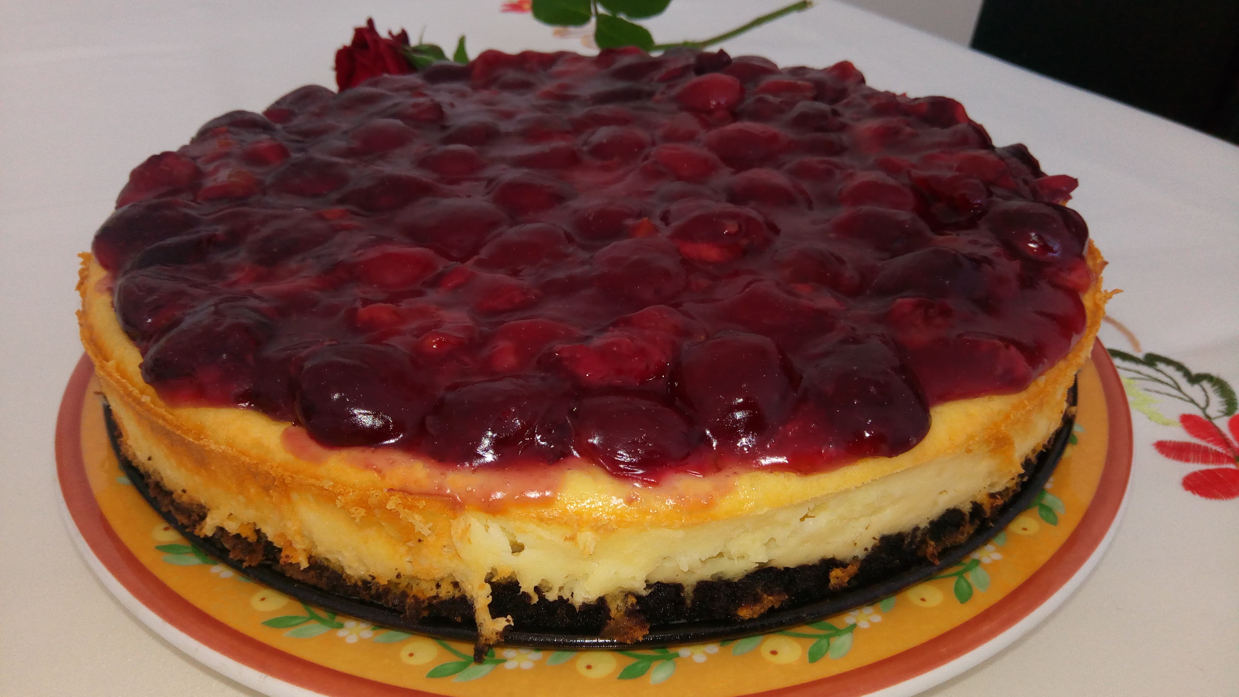 Desert cheesecake copt, cu cirese