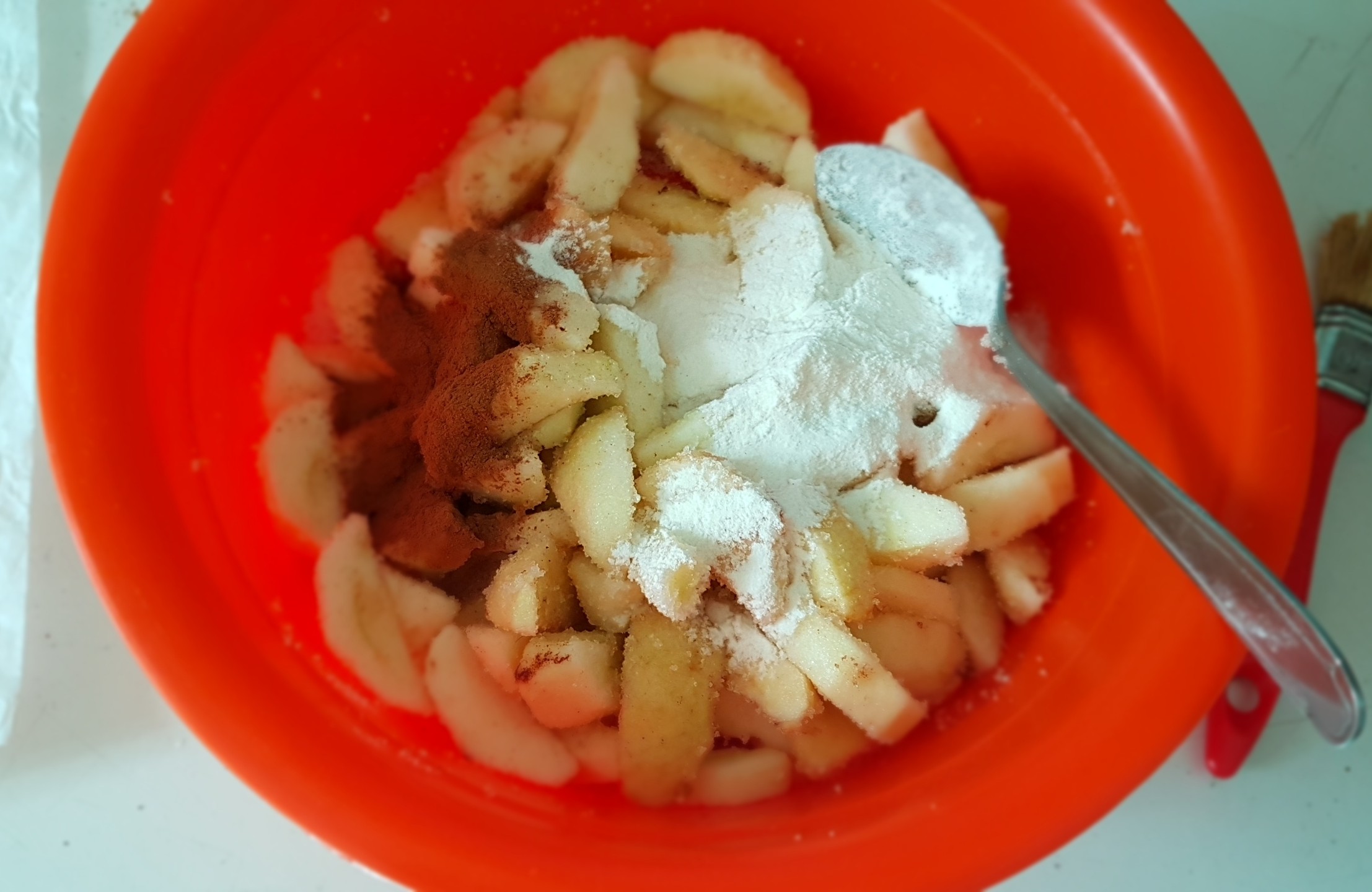 Desert tarta cu mere si scortisoara