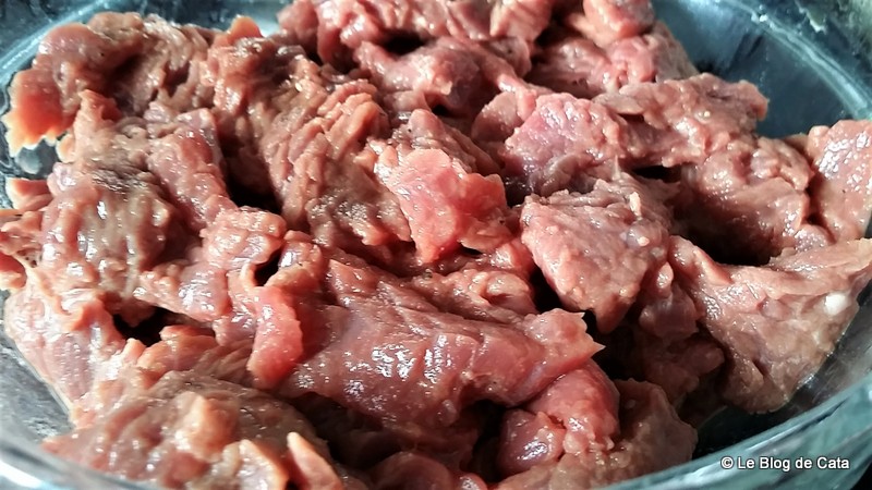 Carne de vita sotata in stil mongolez