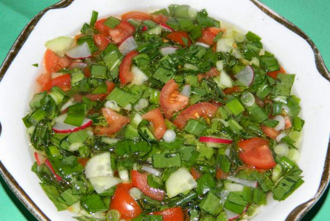 Salata de legume cu leurda