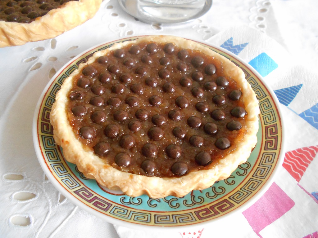 Desert mini tarte cu mere si ciocolata