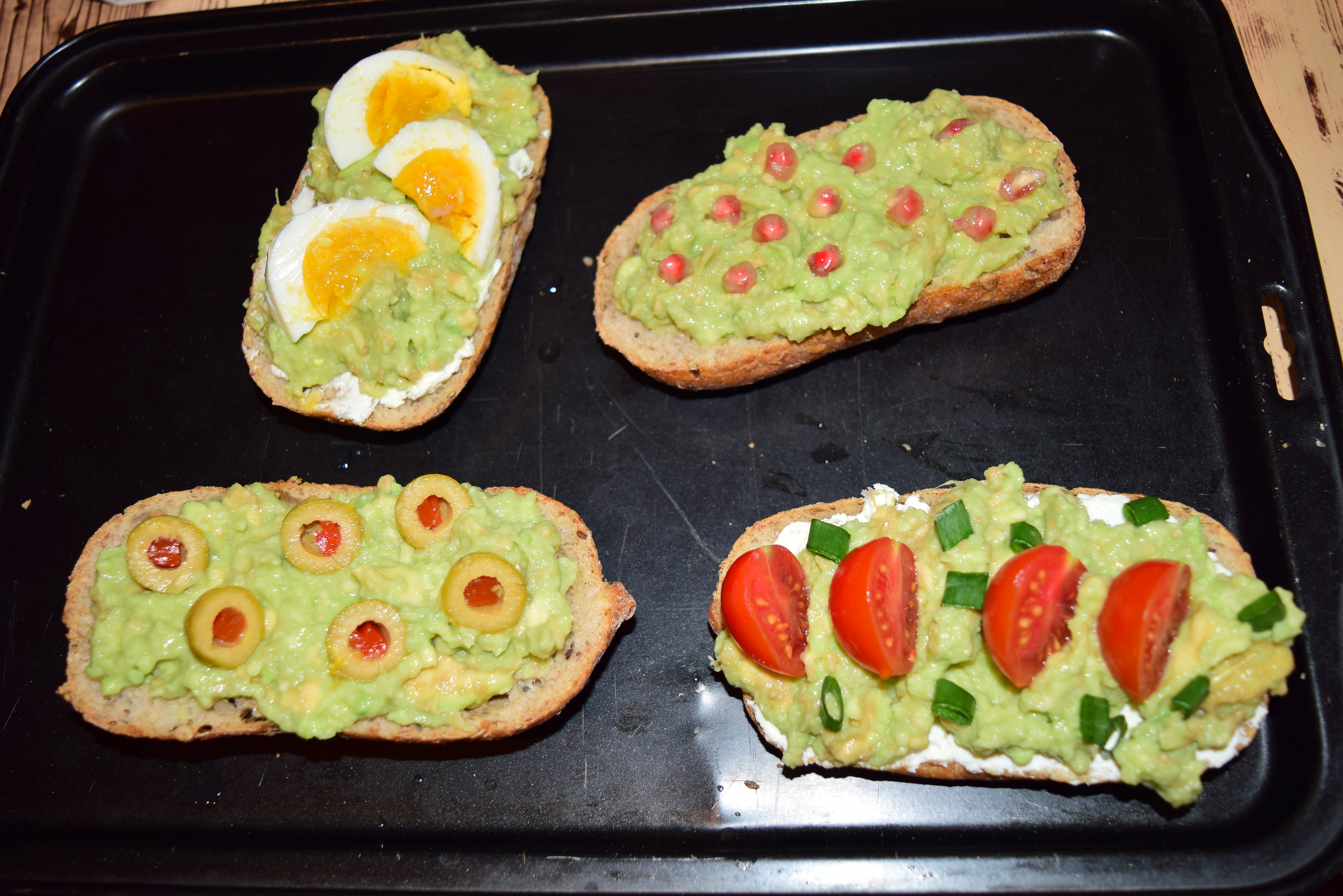 Avocado toast - 4 combinatii de mic dejun sanatos