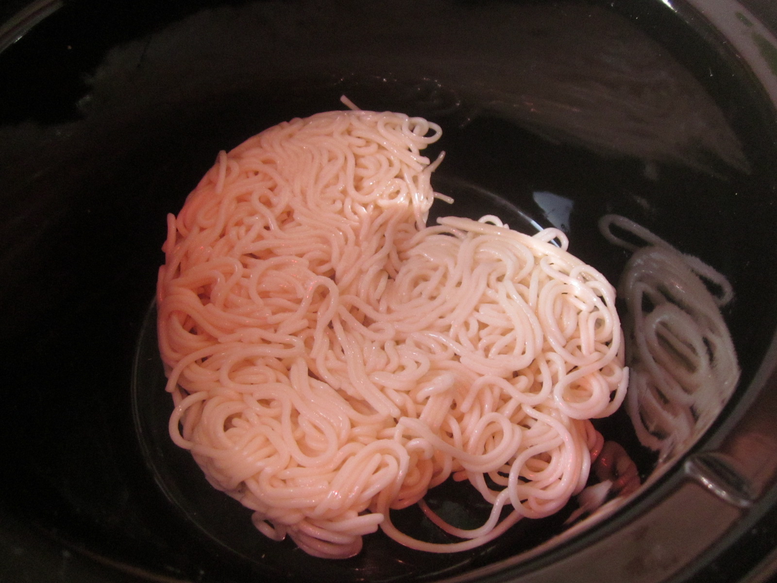 Spaghete quatro fromagi la slow cooker Crock-Pot