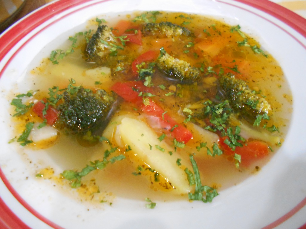 Ciorba de legume, cu broccoli