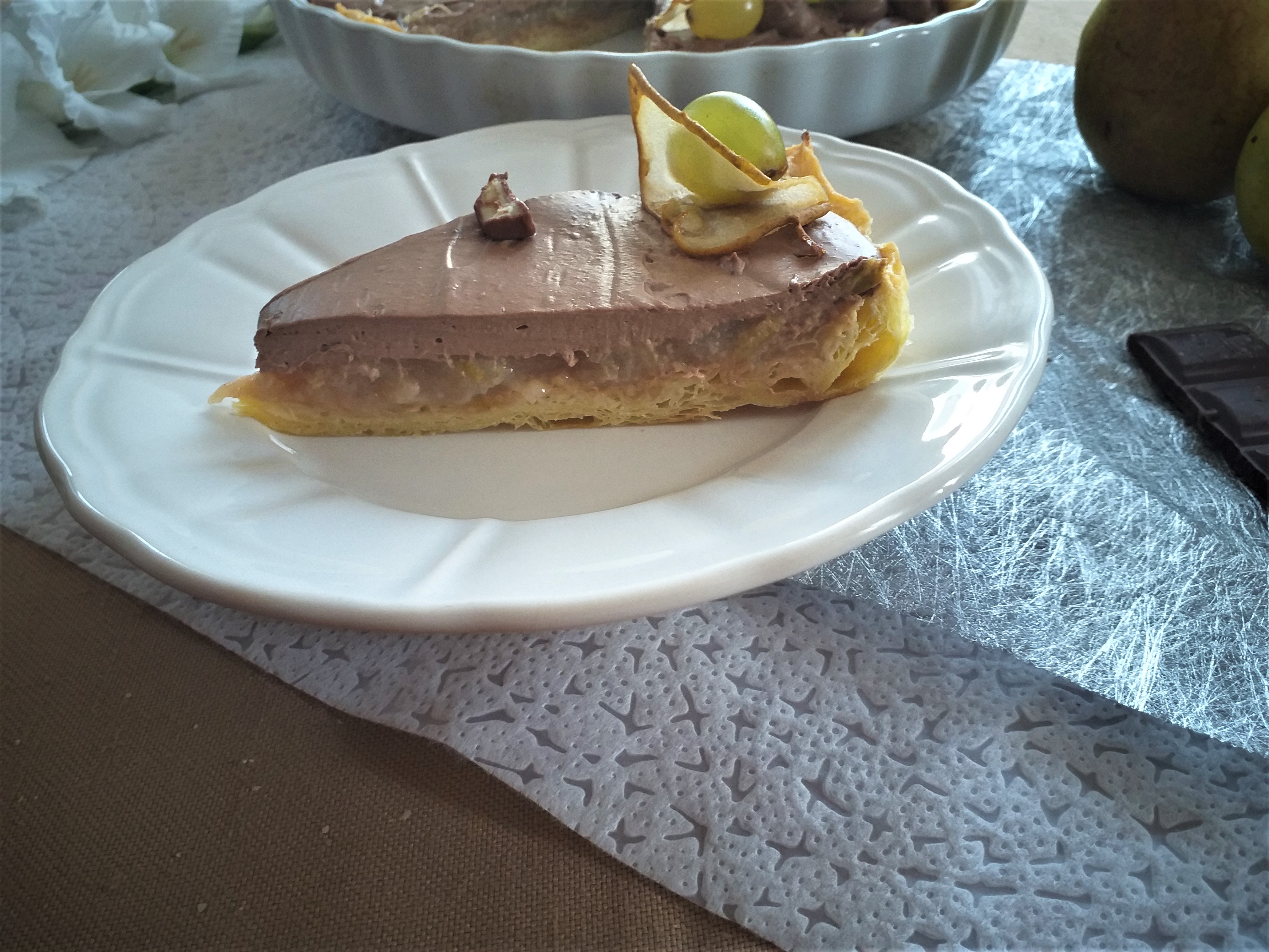 Desert tarta cu pere si ciocolata