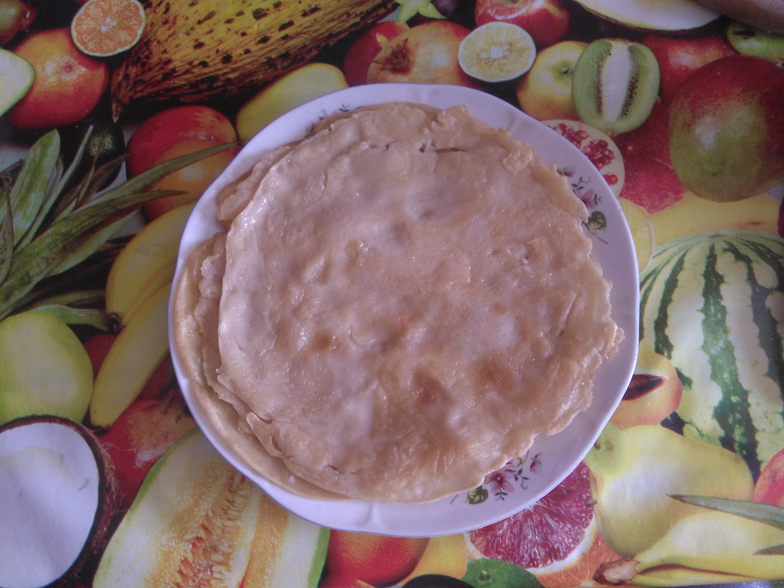 Aperitiv clatite umplute cu branza