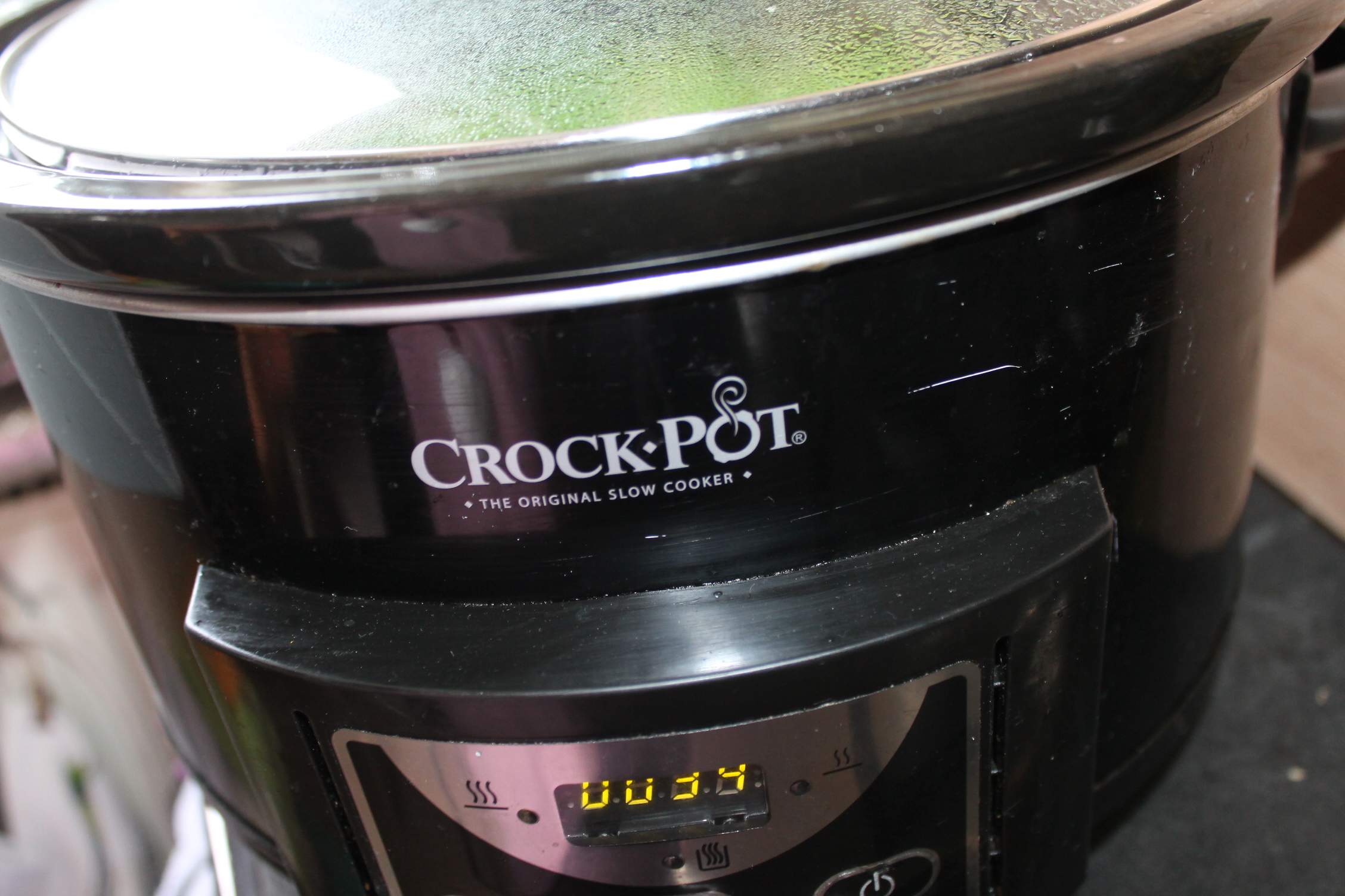 Cartofi mov, morcovi, ardei kapia si aliacee la slow cooker Crock Pot