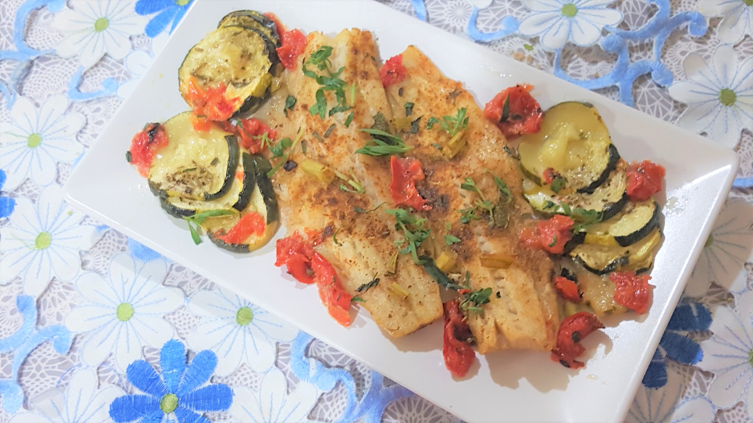 File de cod alb cu zucchini