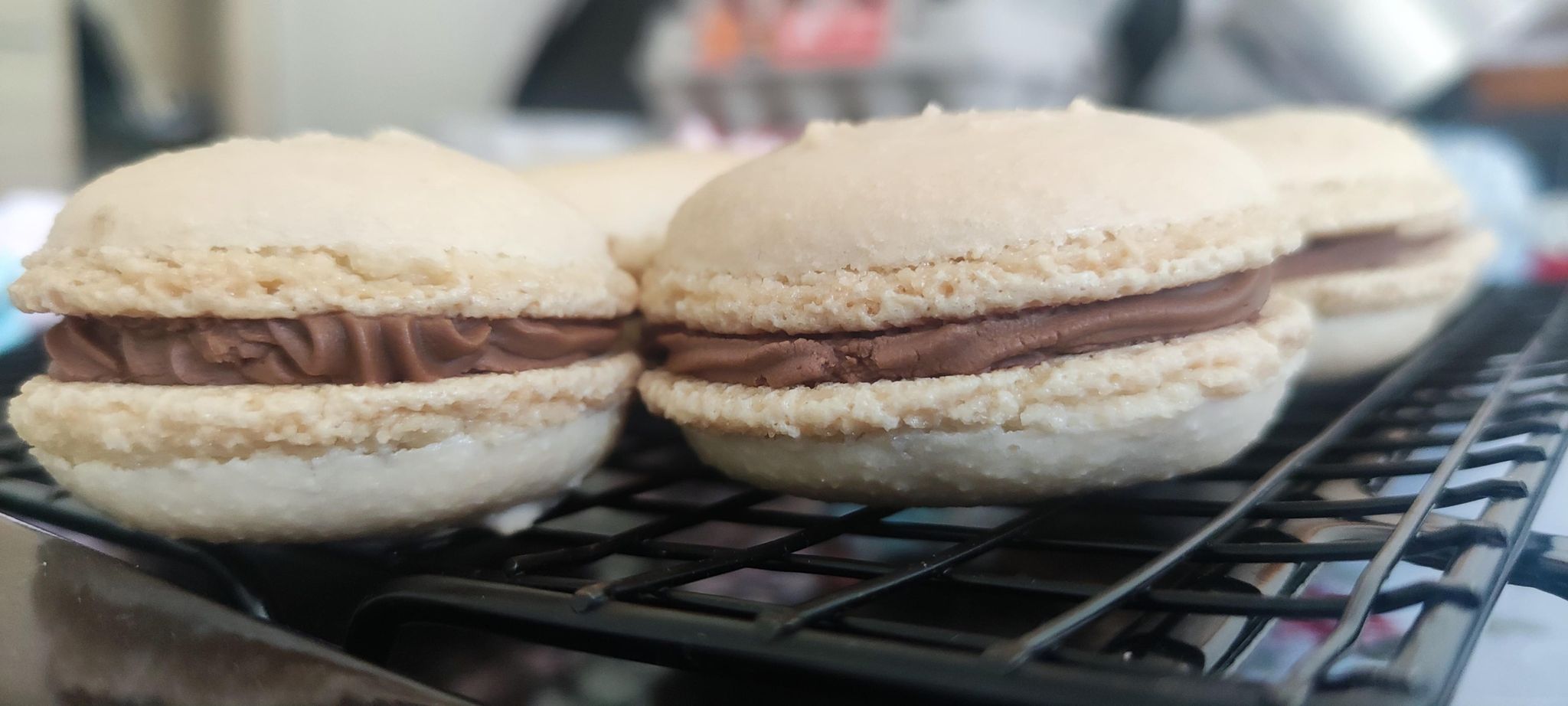 Desert macarons cu ciocolata (reteta nr. 400)