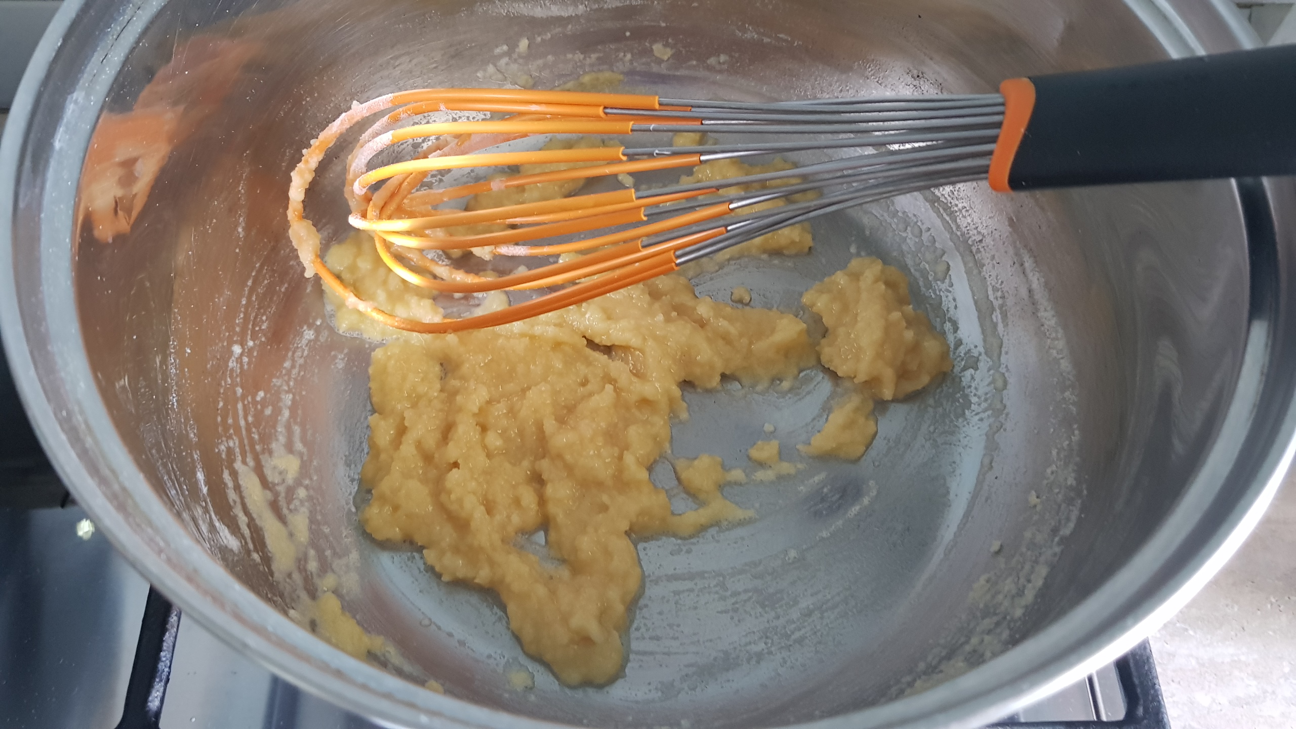 Paste cu carne de pui si sos bechamel