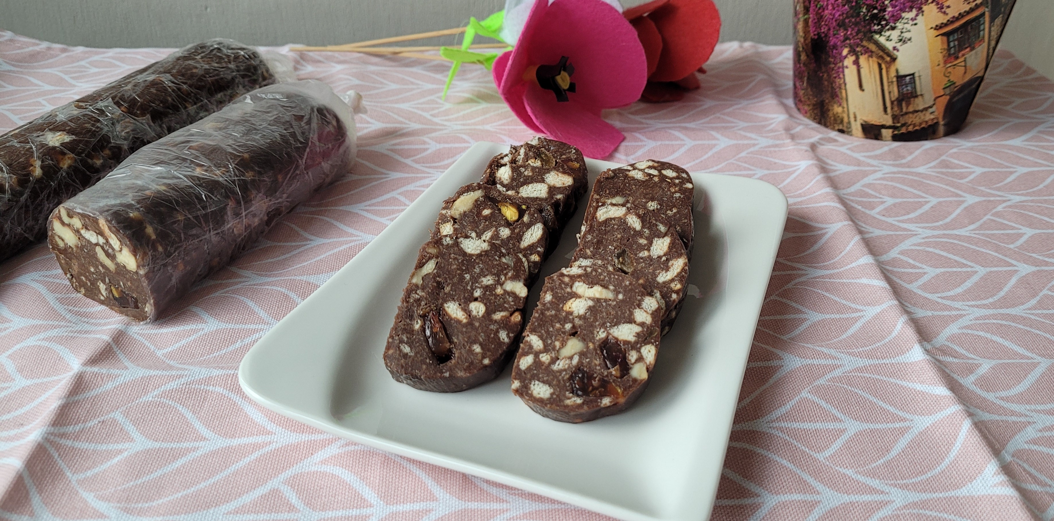 Salam de biscuiti, o reteta delicioasa pe gustul tuturor