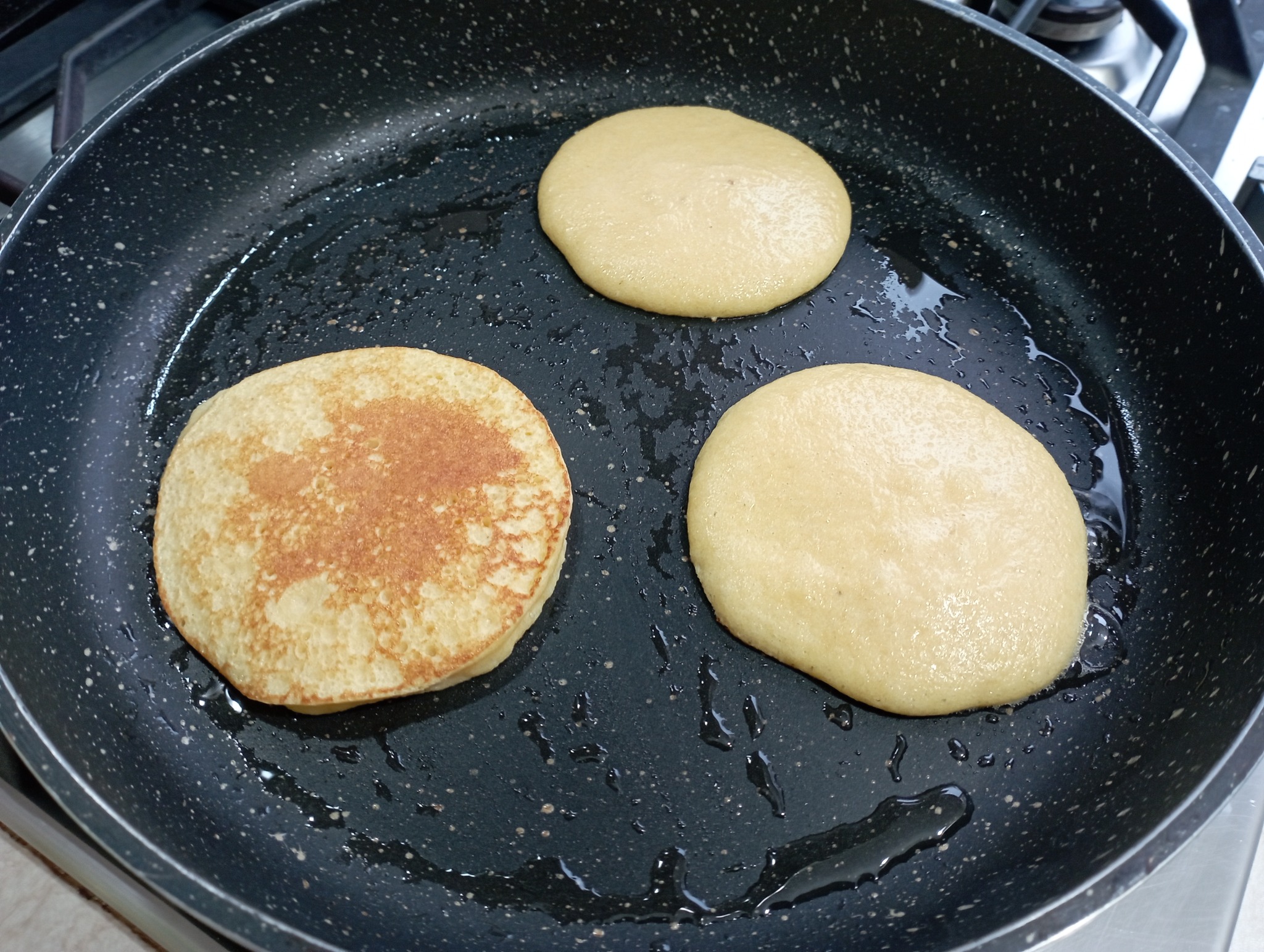 Reteta de pancakes (clatite) cu faina de migdale