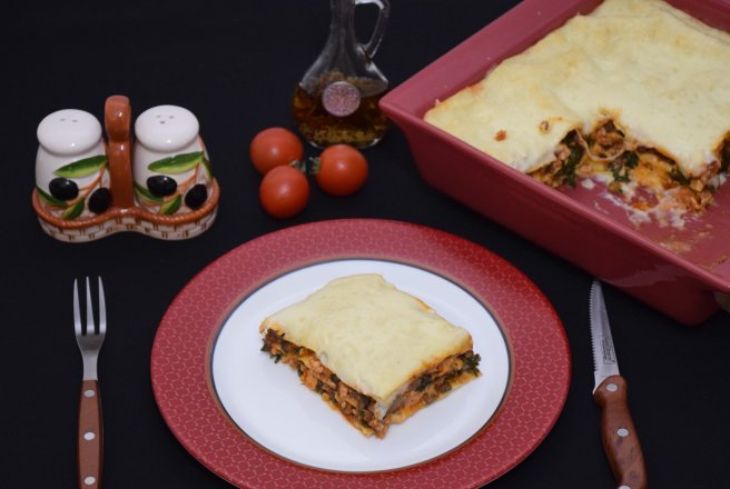 Reteta de lasagna cu carne de curcan, ciuperci si spanac